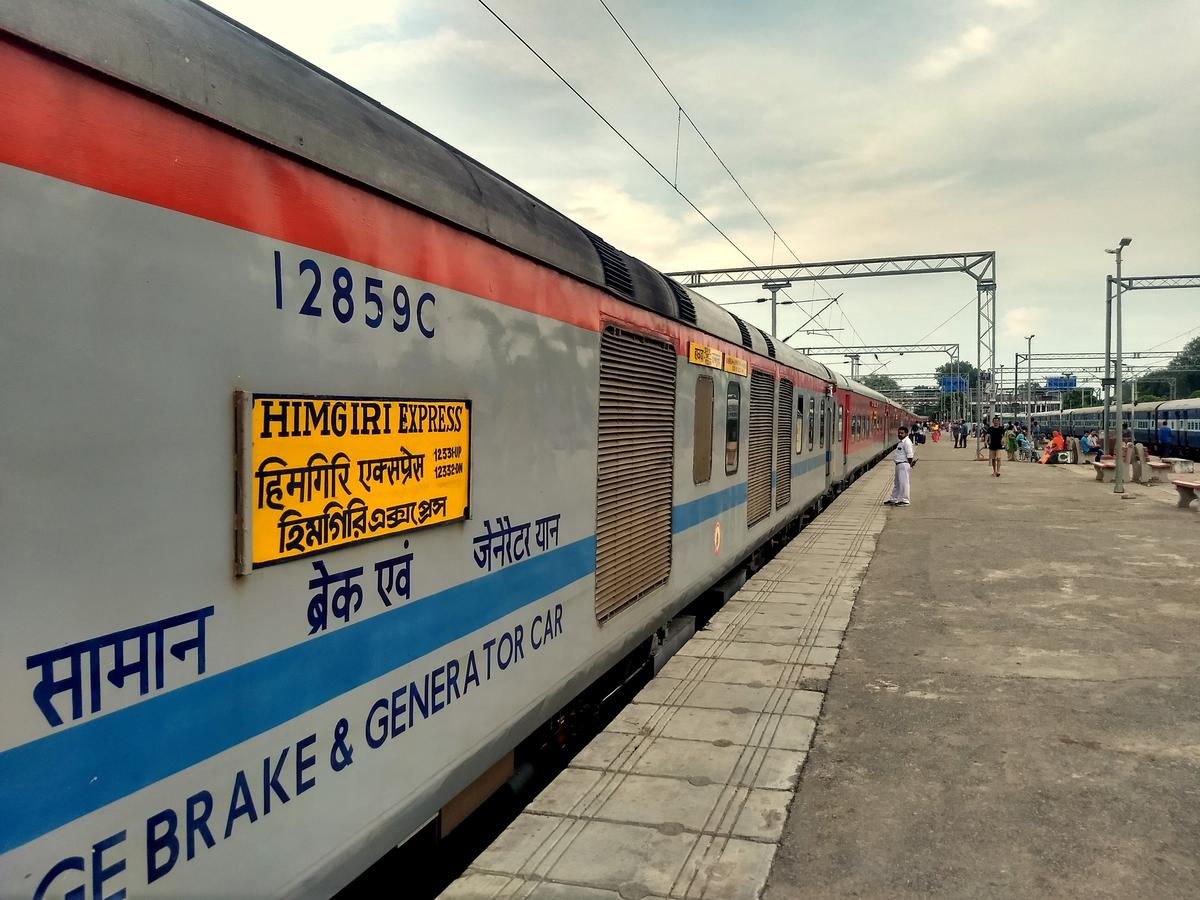 अप्रैल से मेल-एक्सप्रेस बनेंगी 3 सुपरफास्ट ट्रेनें, किराया घटेगा और बदलेगा टाइम टेबल